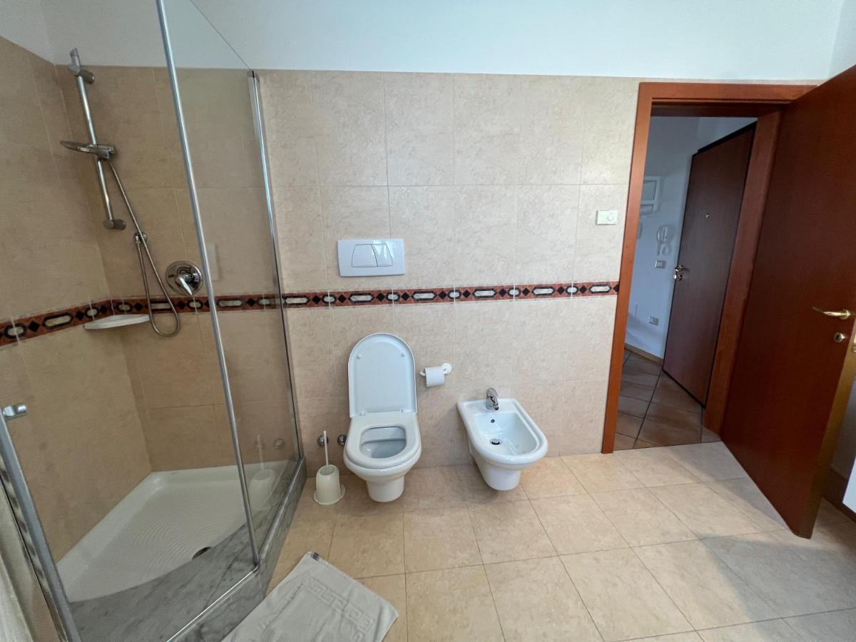 Appartamenti Baia Azzurra 5. 토르볼레 외부 사진
